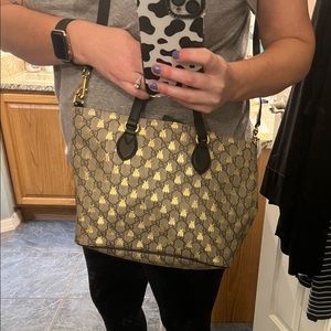 Barely used Gucci Supreme Bee small crossbody